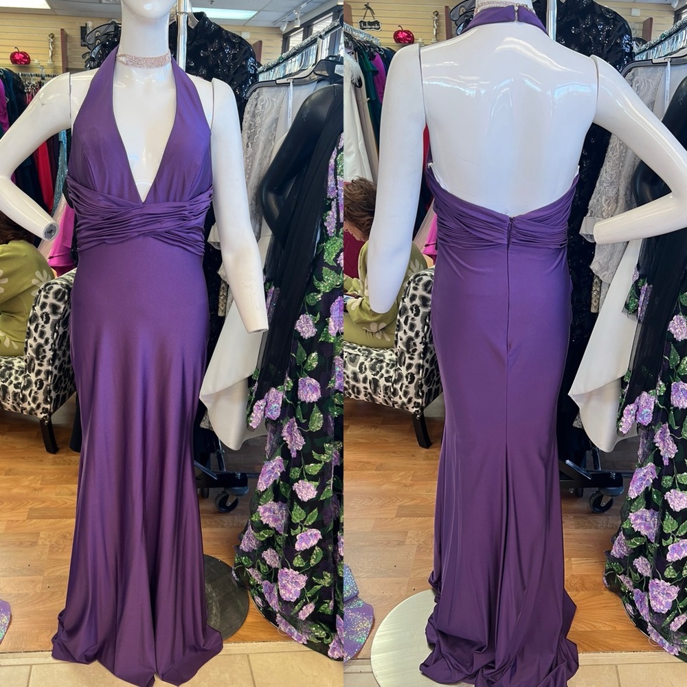 Purple long halter Jovani dress size 4 stretch fabric